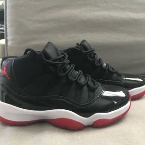 SOLD! Jordan 11 “Bred”